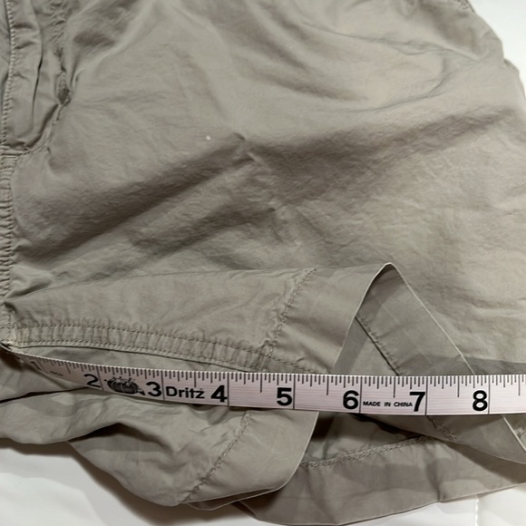 Columbia Women’s Shorts - Picture 6 of 7